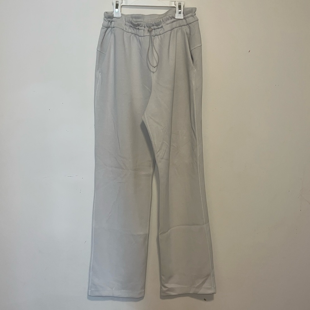 Lululemon Casual Softstream Highwasted Pant